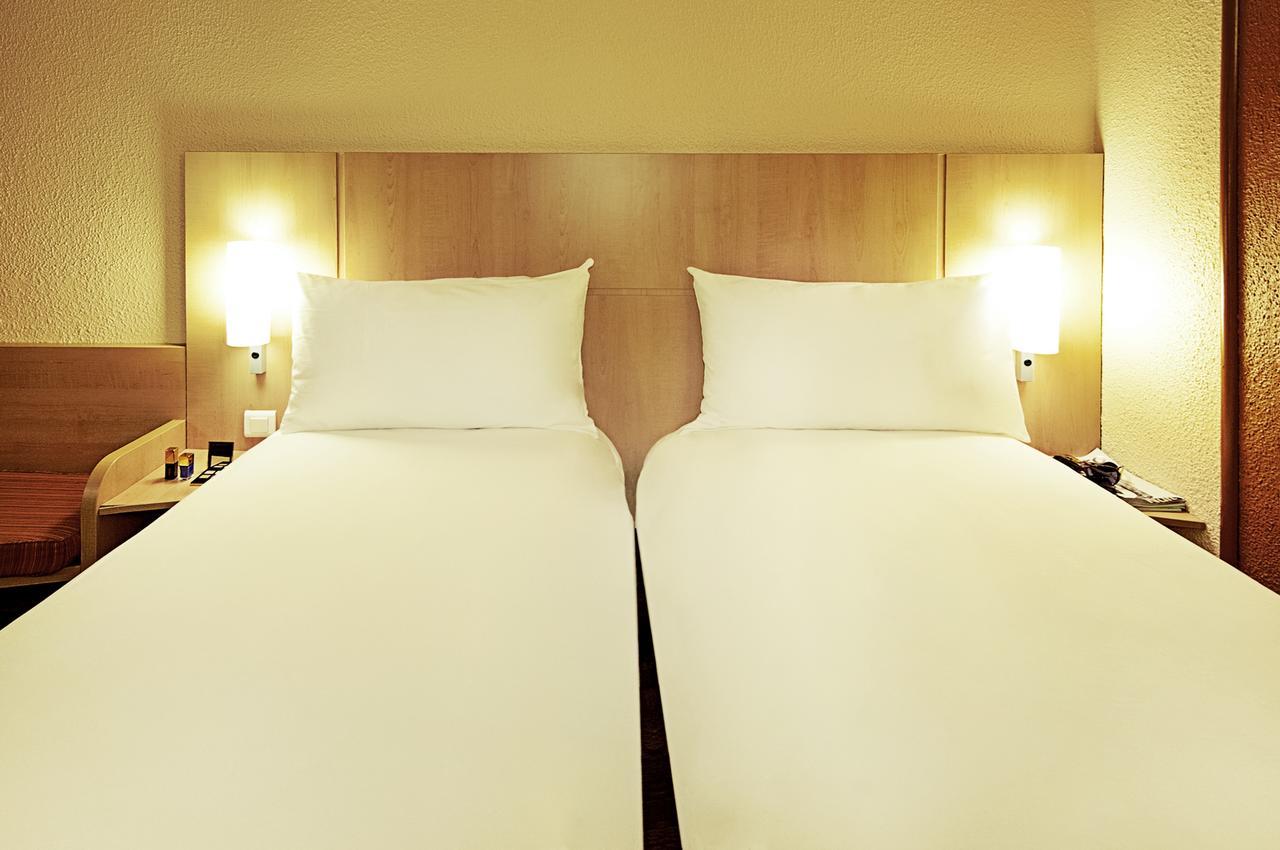 Standard Twin Room,689041245:JPEG